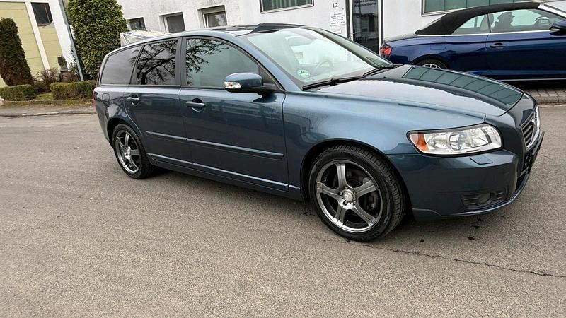 Gebraucht Volvo V50 136 PS (100 kW) 2008 Grau Kombi