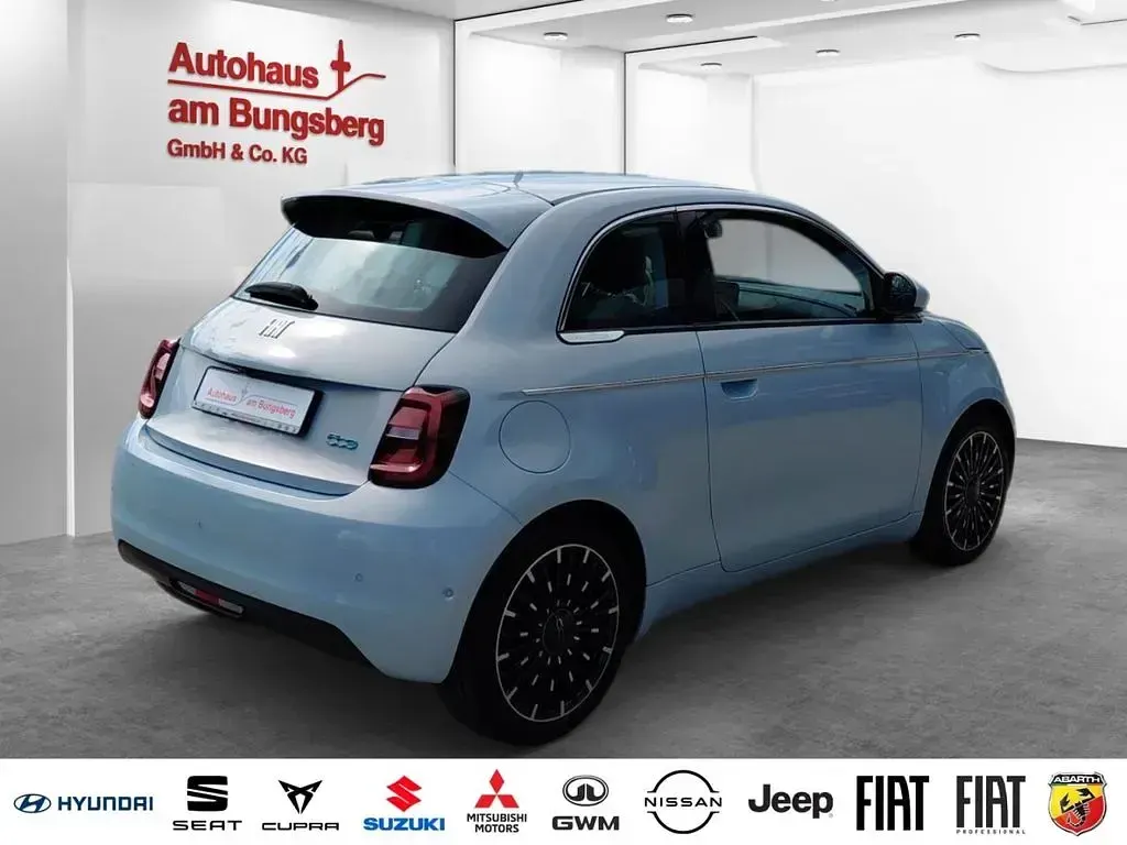 Gebraucht Fiat 500e La Prima 86 kW (118 PS) 2024 Blau