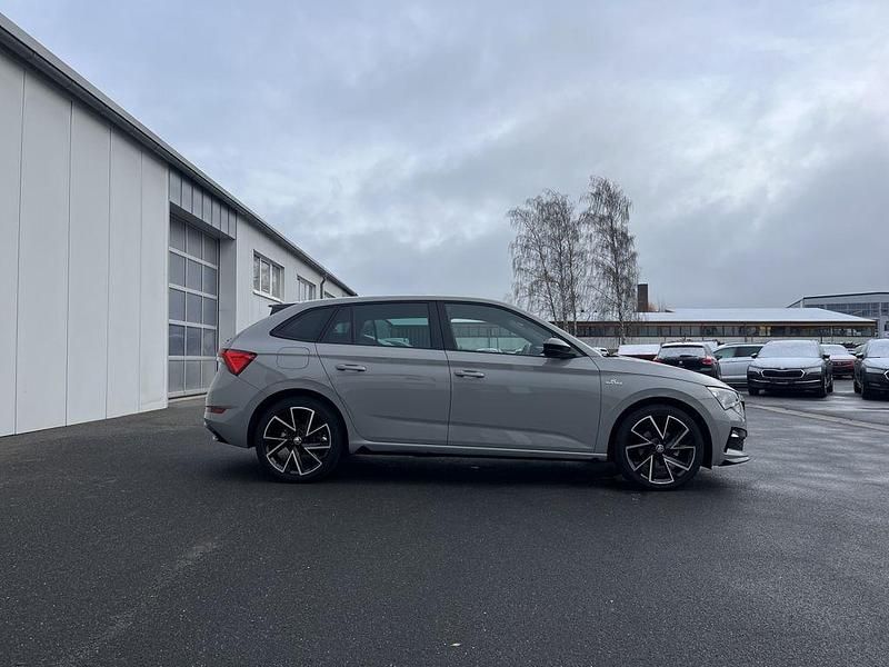 Gebraucht Skoda Scala Monte Carlo 150 PS (110 kW) 2021 Steelgrau Kleinwagen