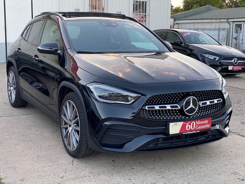 Gebraucht Mercedes GLA220 AMG 190 PS (139 kW) 2023 Schwarz SUV