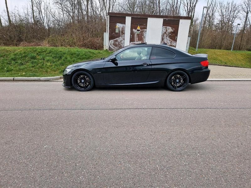 Gebraucht BMW 335 Performance 306 PS (225 kW) 2011 Schwarz Coupé