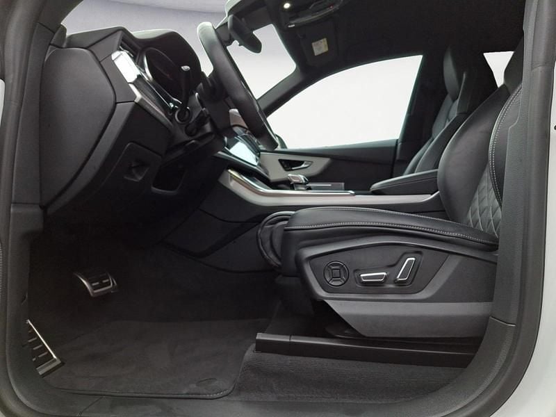 Gebraucht Audi Q8 Basis 381 PS (280 kW) 2021 Weiß SUV