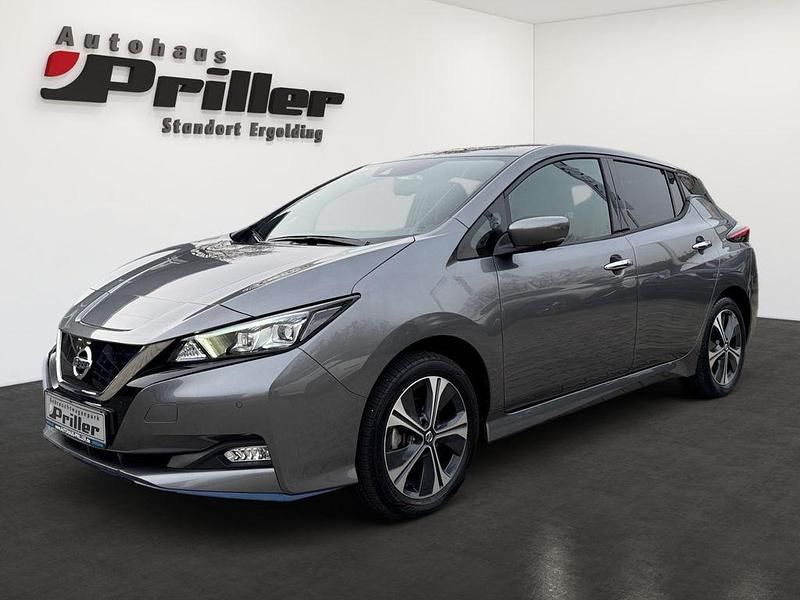 Grau Gebraucht 2020 Nissan Leaf N-Connecta Kleinwagen | 16.990 € (Fairer Preis) - Bild 1/4