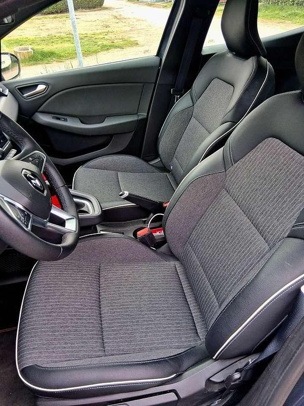 Occasion Renault Clio V Intens 101 ch (74 kW) 2022 Gris Berline