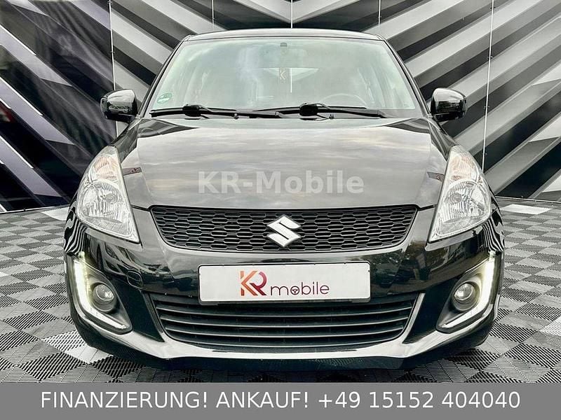 Gebraucht Suzuki Swift Club 94 PS (69 kW) 2015 Schwarz Kleinwagen