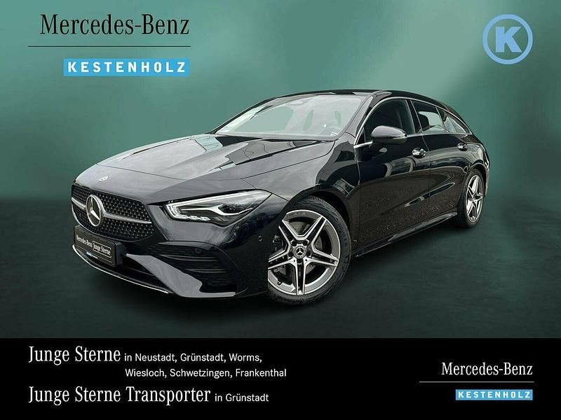 Lack kosmosschwarz Gebraucht 2024 Mercedes CLA200 Shooting Brake AMG Kombi | 33.980 € - Bild 1/4