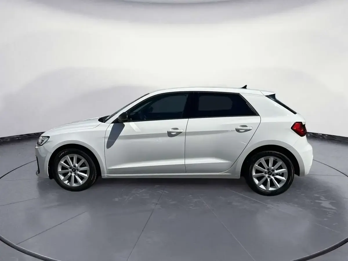 Gebraucht Audi A1 Advanced 110 PS (80 kW) 2024 Cortinaweiß SUV