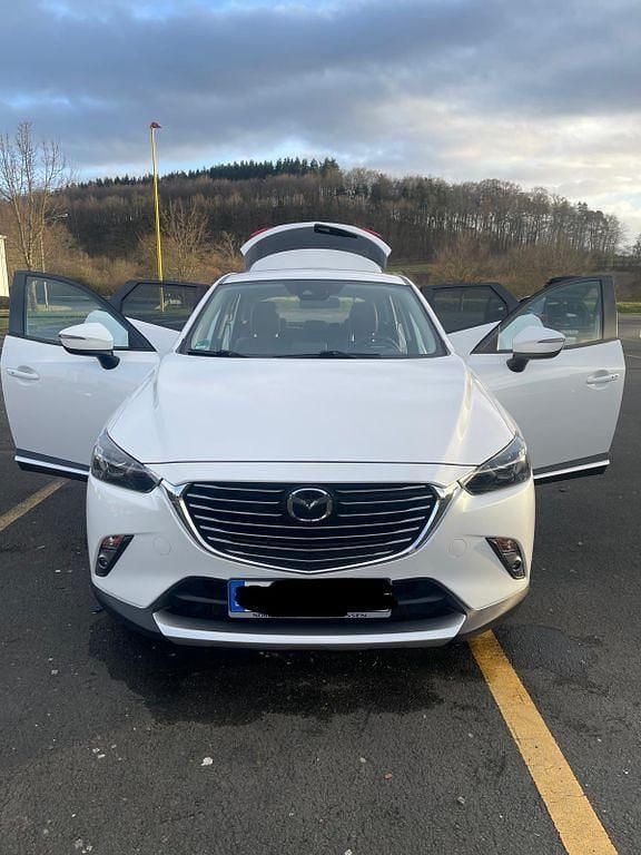 Weiß Gebraucht 2017 Mazda CX-3 Kizoku Intense SUV | 15.299 € (Guter Preis) - Bild 1/4