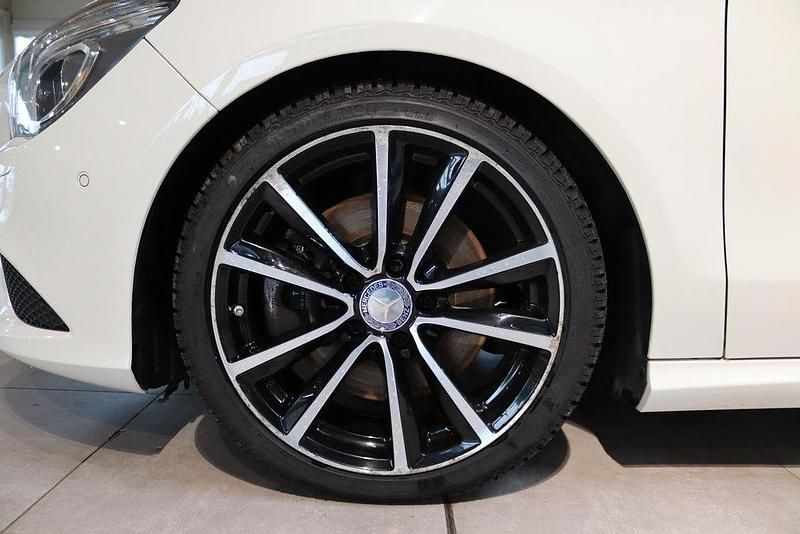 Gebraucht Mercedes 250 Urban 211 PS (155 kW) 2016 Weiß Limousine