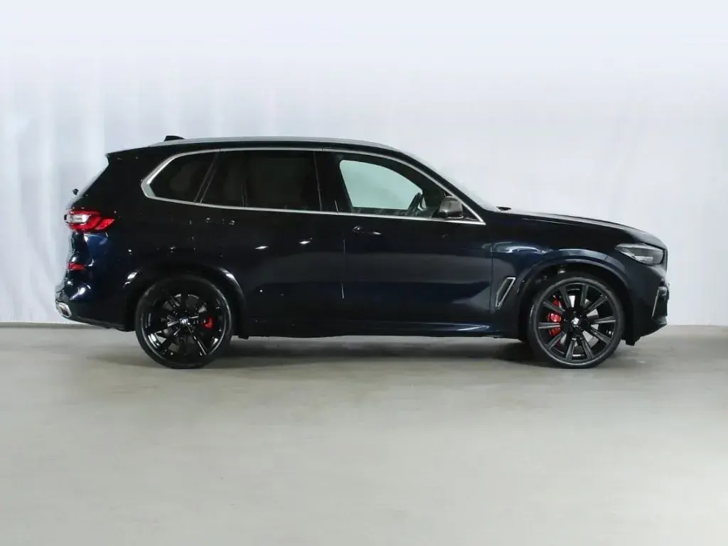 Gebraucht BMW X5 Sport Line 530 PS (389 kW) 2023 Schwarz SUV