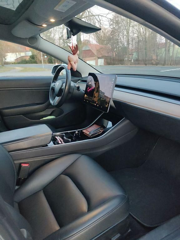 Gebraucht Tesla Model 3 350 kW (476 PS) 2019 Weiß Limousine