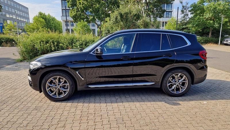 Schwarz Gebraucht 2020 BMW X3 xLine SUV | 31.900 € (Fairer Preis) - Bild 1/4