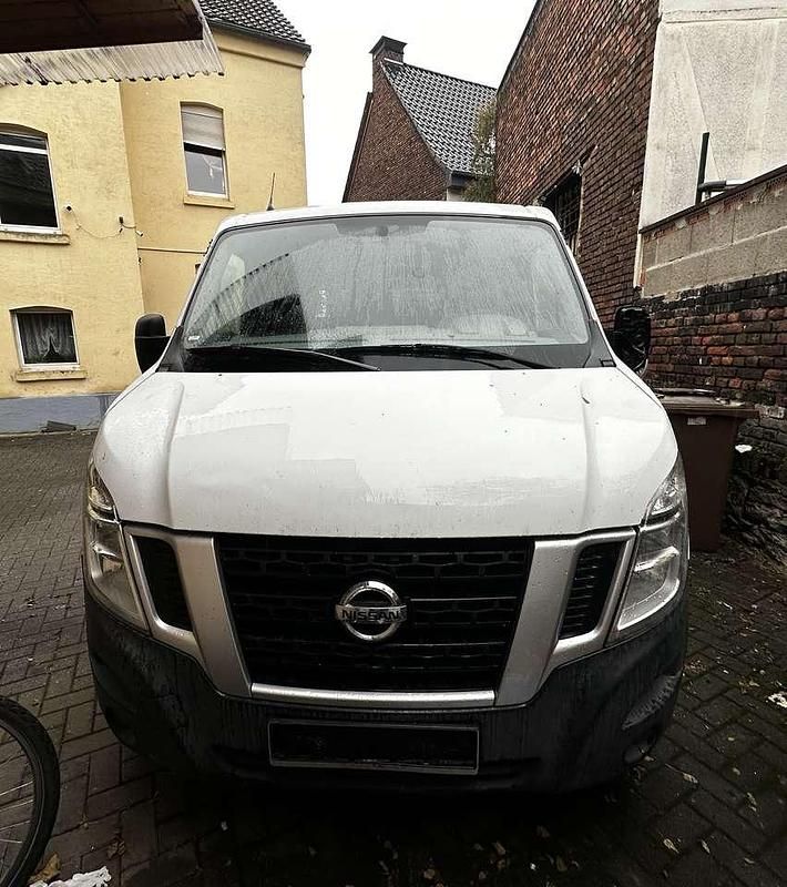 Weiß Gebraucht 2013 Nissan NV400 Van | 6.800 € (Guter Preis) - Bild 1/4