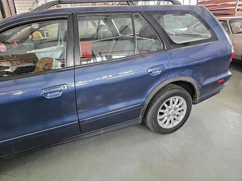 Gebraucht Mitsubishi Galant 136 PS (100 kW) 1999 Blau Kombi