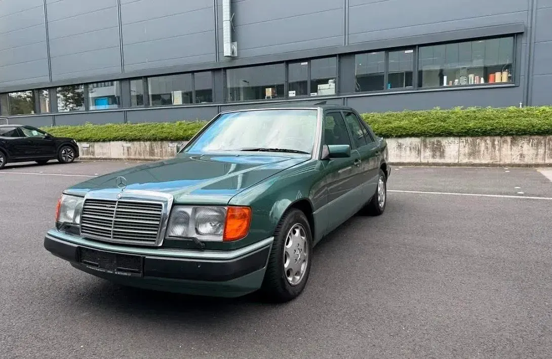 Gebraucht Mercedes E280 197 PS (144 kW) 1992 Grün Limousine