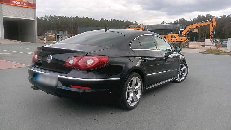 Gebraucht VW Passat R-line 140 PS (102 kW) 2011 Schwarz Coupé