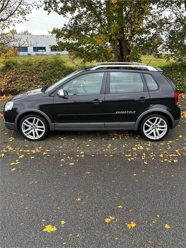 Schwarz Gebraucht 2009 VW Polo Cross Kleinwagen | 1.850 € (Superpreis) - Bild 1/4