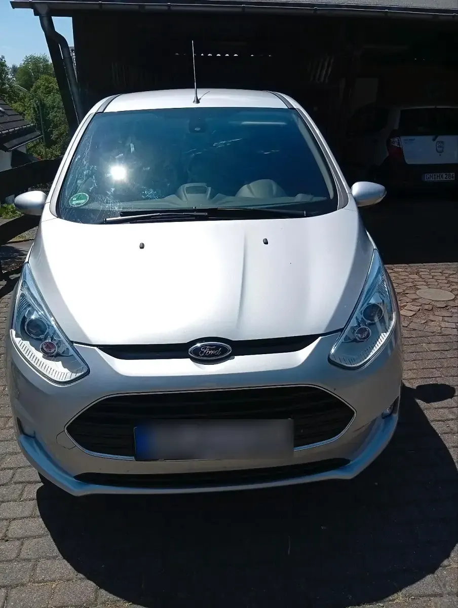 Gebraucht Ford B-MAX 105 PS (77 kW) 2014 Silber Van / Kleinbus