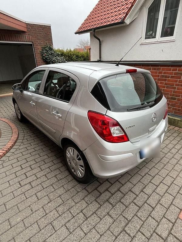 Gebraucht Opel Corsa Cosmo 80 PS (58 kW) 2007 Silber Kleinwagen