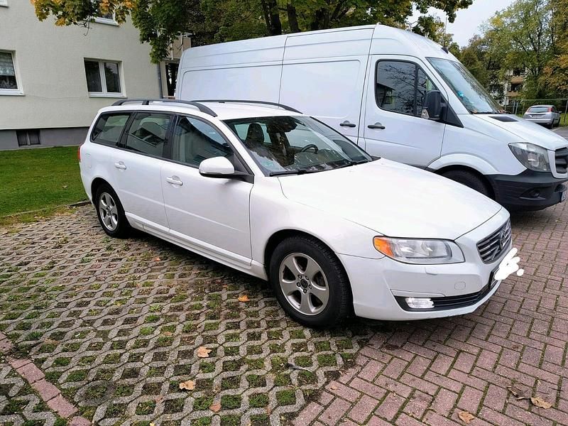 Gebraucht Volvo V70 Comfort 214 PS (157 kW) 2013 Weiß Kombi