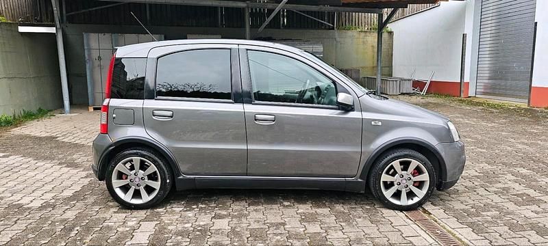 Gebraucht Fiat Panda 101 PS (74 kW) 2007 Grau Kleinwagen