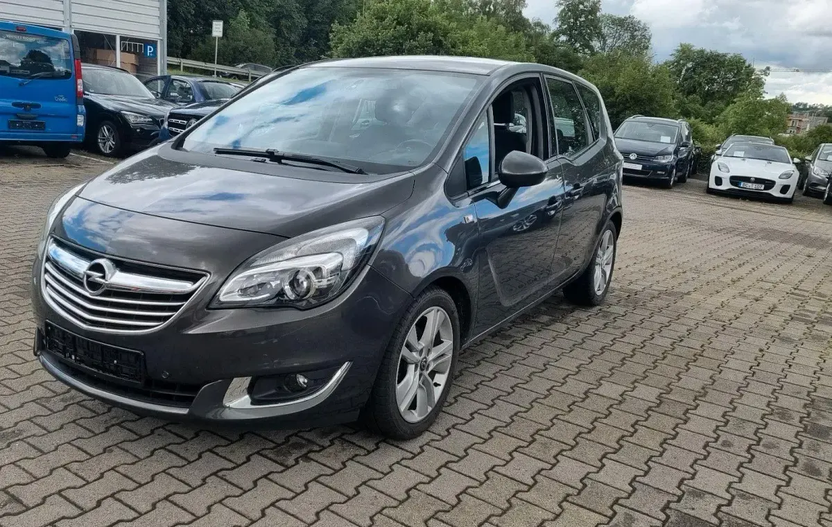 Gebraucht Opel Meriva Innovation 120 PS (88 kW) 2018 Grau Van / Kleinbus