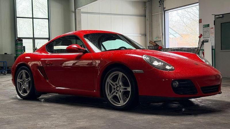 Gebraucht Porsche Cayman 265 PS (194 kW) 2011 Rot Coupé