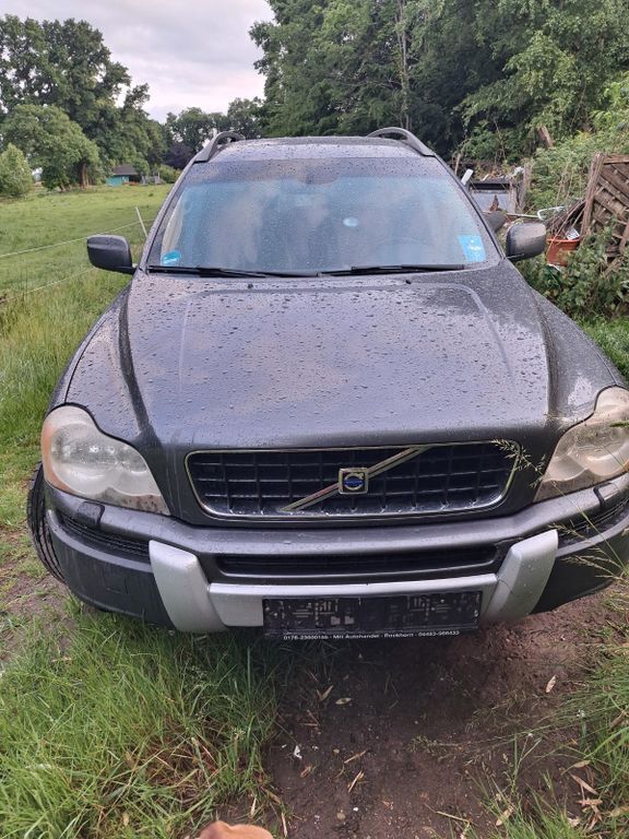 Grau Gebraucht 2006 Volvo XC90 Executive SUV | 7.000 € (Fairer Preis) - Bild 1/4