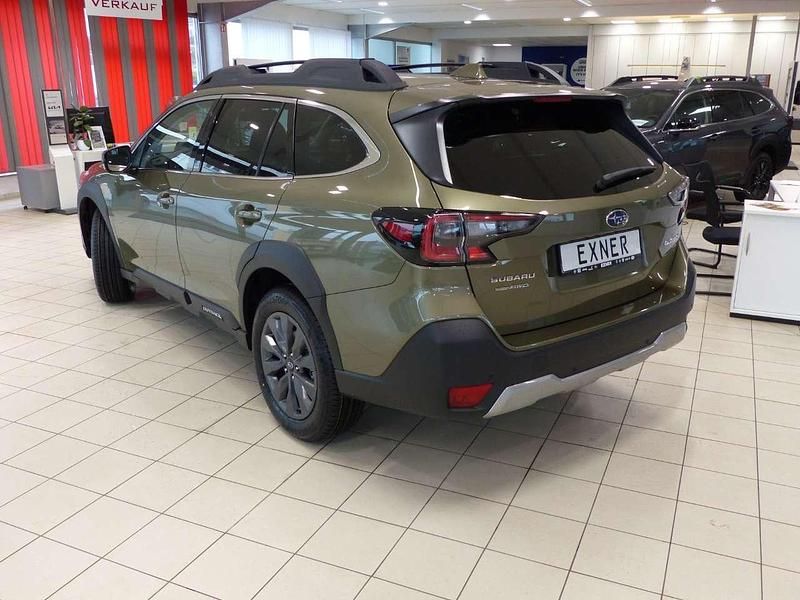 Gebraucht Subaru Outback 169 PS (124 kW) 2026 Autumn green met. Kombi