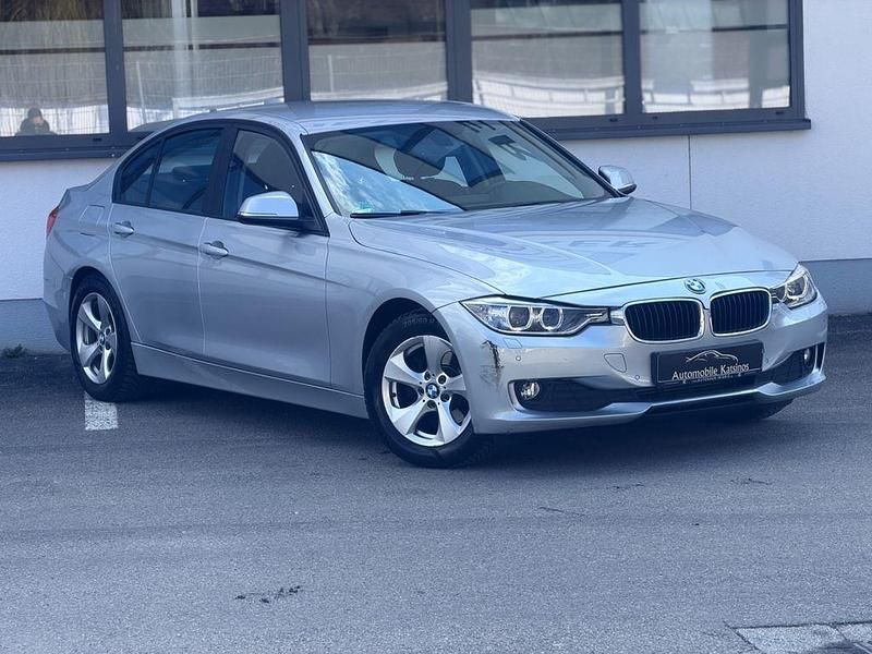 Gebraucht BMW 320 Efficient Dynamics 163 PS (119 kW) 2012 Silber Limousine