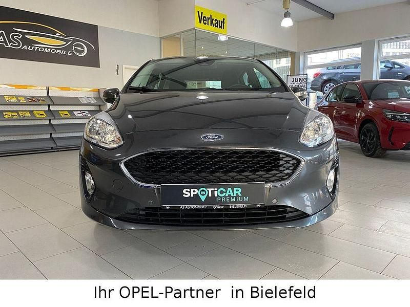 Gebraucht Ford Fiesta Cool & Connect 101 PS (74 kW) 2018 Magnetic Kleinwagen