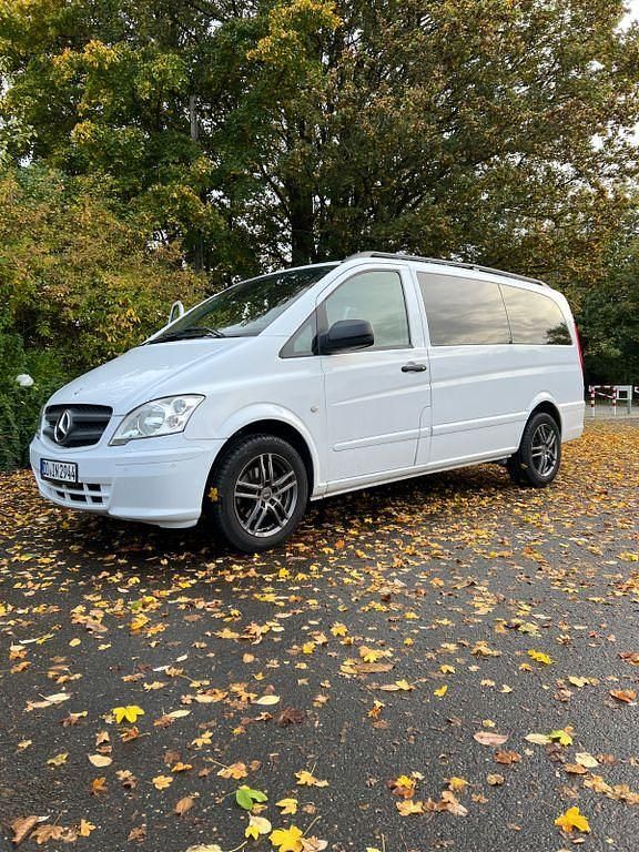 Weiß Gebraucht 2013 Mercedes Vito Van / Kleinbus | 12.700 € (Fairer Preis) - Bild 1/4