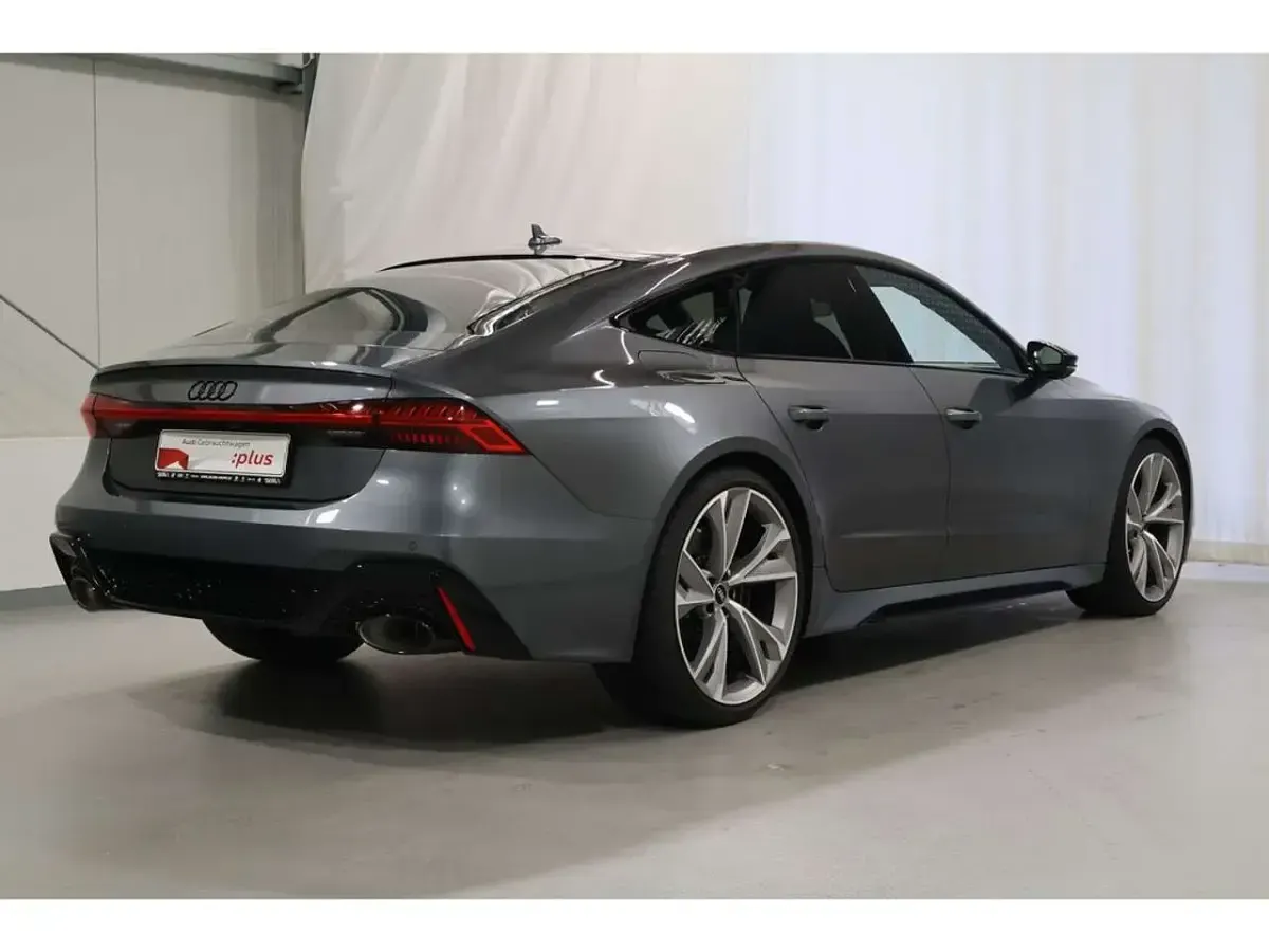 Gebraucht Audi RS7 600 PS (441 kW) 2022 Daytonagrau perleffekt Kleinwagen