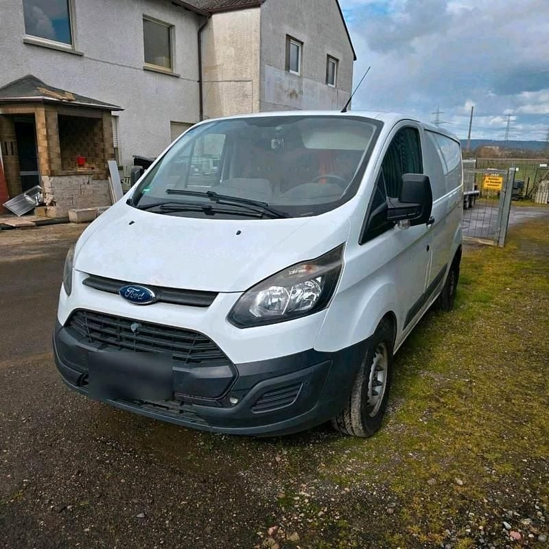 Second-hand Ford Transit Custom 101 CP (74 kW) 2015 Alb Monovolum
