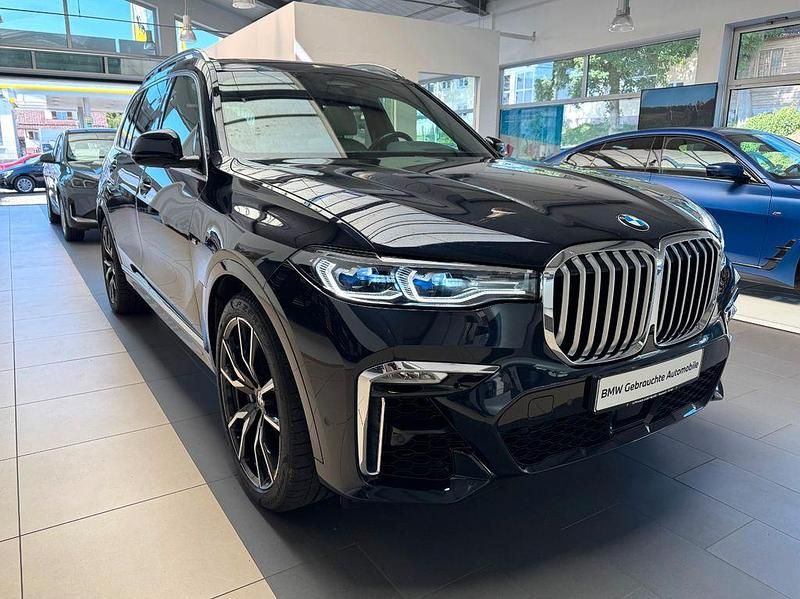 Schwarz Gebraucht 2021 BMW X7 M Sport SUV | 63.400 € (Fairer Preis) - Bild 1/4