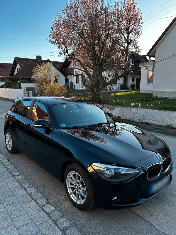 Gebraucht BMW 116 Advantage 136 PS (100 kW) 2014 Schwarz Kleinwagen