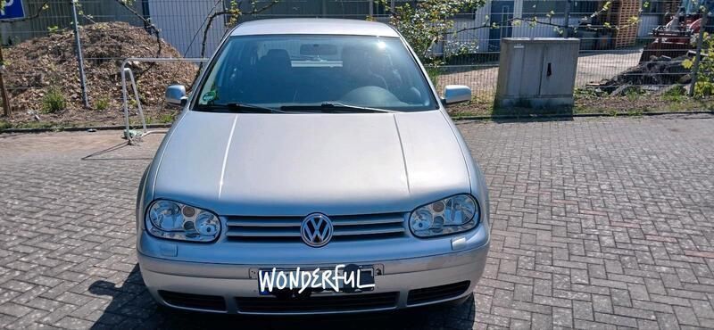 Silber Gebraucht 1999 VW Golf IV Limousine | 2.650 € (Fairer Preis) - Bild 1/4