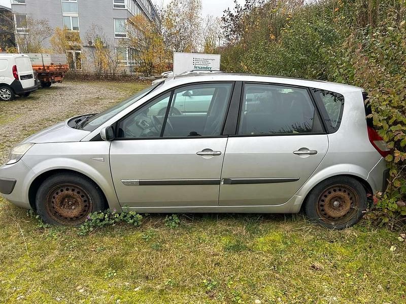 Gebraucht Renault Scénic II Exception 135 PS (99 kW) 2006 Platingrau Van / Kleinbus