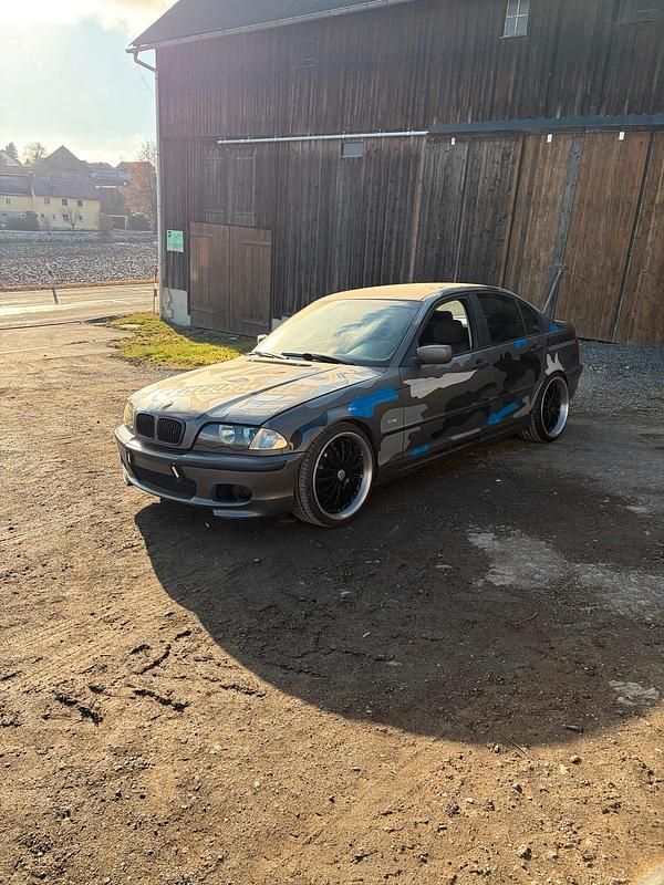 Gebraucht BMW 318 118 PS (86 kW) 1998 Andere farben Limousine