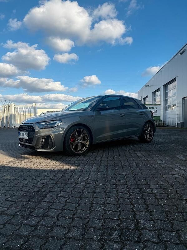 Gebraucht Audi A1 S-Line 200 PS (147 kW) 2020 Grau SUV