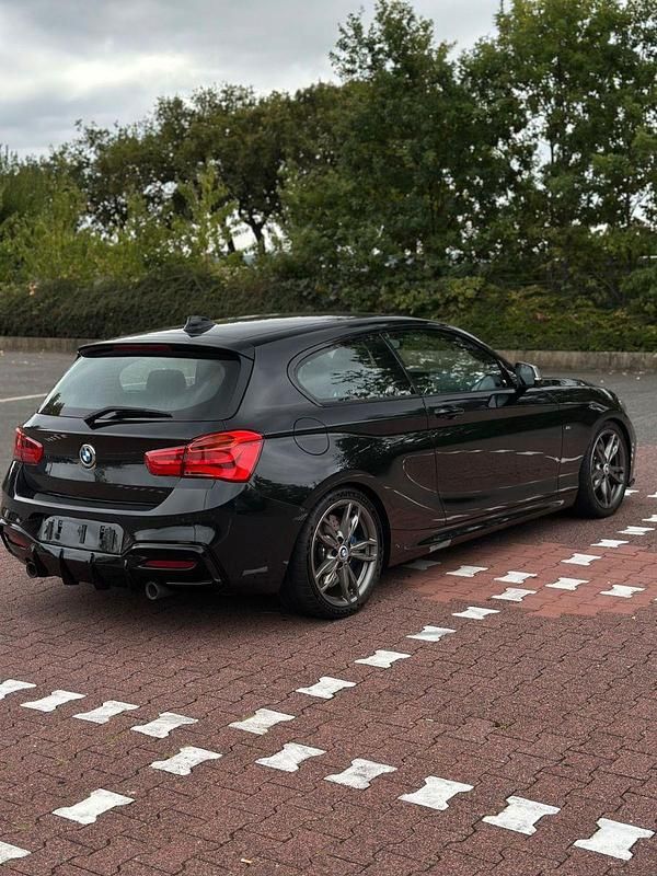 Gebraucht BMW M135 M Performance 460 PS (338 kW) 2015 Schwarz Kleinwagen