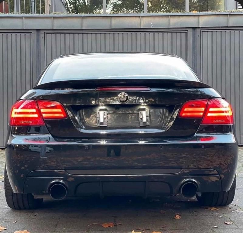 Gebraucht BMW 330 Cabriolet 272 PS (200 kW) 2008 Schwarz Cabrio