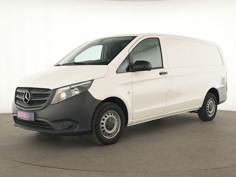 Gebraucht Mercedes Vito 163 PS (119 kW) 2020 Reinweiss Van