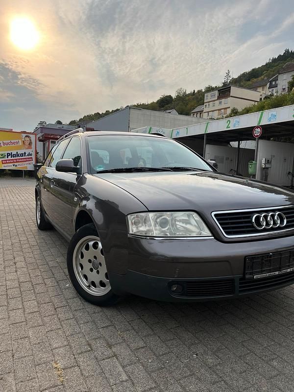 Gold Gebraucht 2000 Audi A6 Kombi | 2.250 € (Fairer Preis) - Bild 1/4