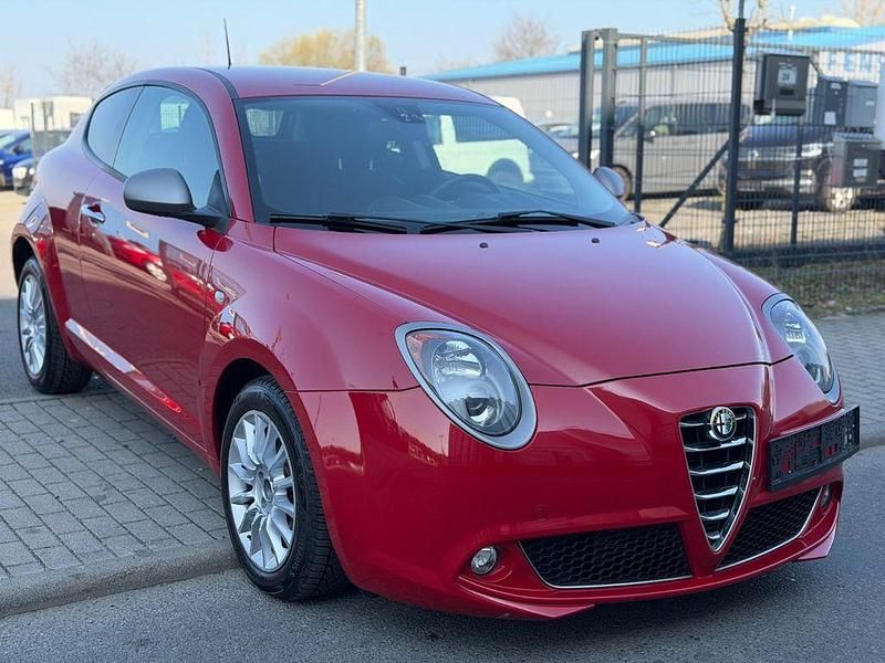 Gebraucht Alfa Romeo MiTo Impression 84 PS (61 kW) 2015 Rot Kleinwagen