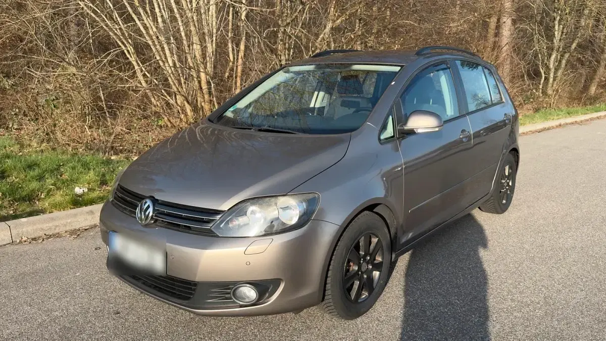 Gebraucht VW Golf VI 105 PS (77 kW) 2010 Braun Kleinwagen