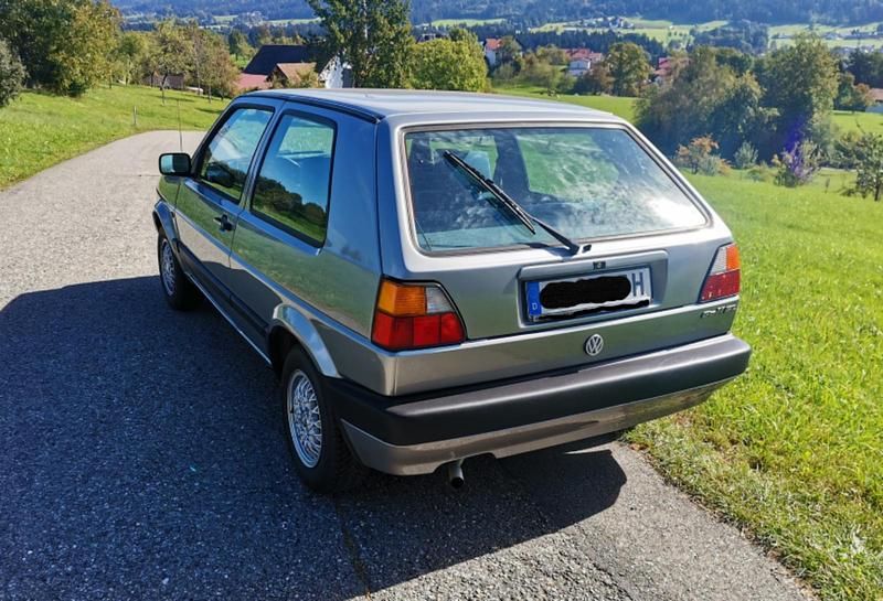 Gebraucht VW Golf 70 PS (51 kW) 1990 Silber Coupé