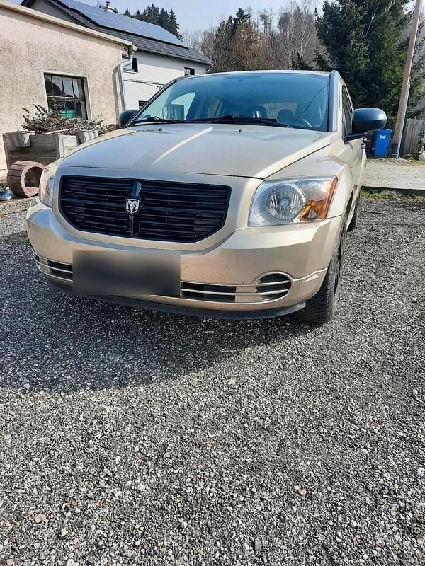 Gebraucht Dodge Caliber 150 PS (110 kW) 2009 Gold Kleinwagen
