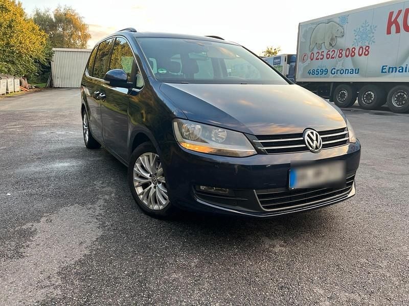 Blau Gebraucht 2011 VW Sharan Van / Kleinbus | 8.999 € (Guter Preis) - Bild 1/4