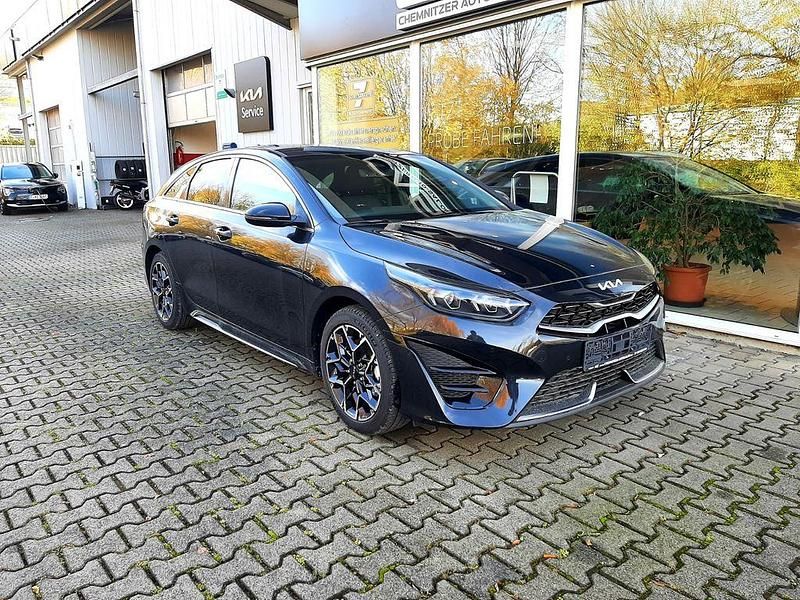 Gebraucht Kia ProCeed 140 PS (102 kW) 2025 Schwarz Kleinwagen